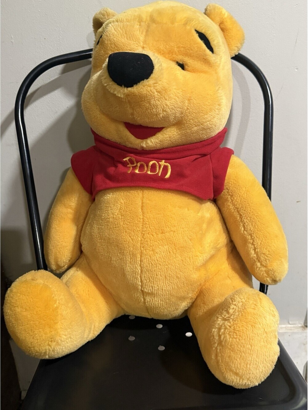 Vintage Walt Disney Jumbo Winnie the Pooh Large Seated Plush Bear 20”